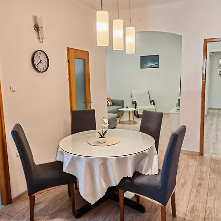 Apartman Kostela *